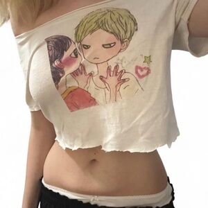 ⋆｡°✩ || off the shoulder xs graphic baby tee love print